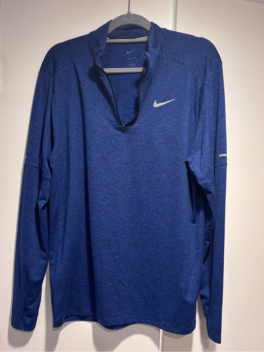 Nike Men’s Blue Dri-FIT Quarter-Zip Long Sleeve Top